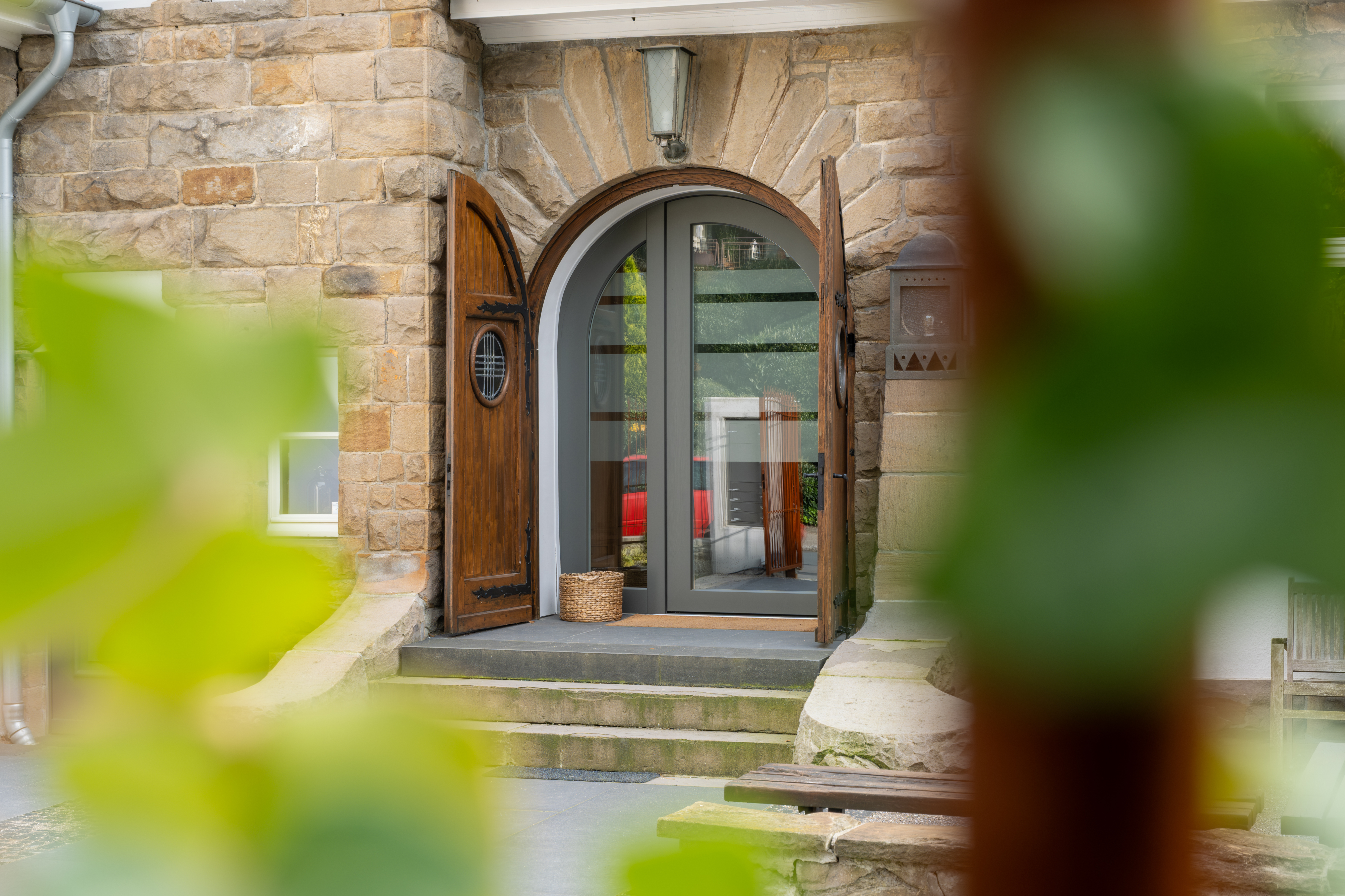 Eingangsportal Eingangsportal