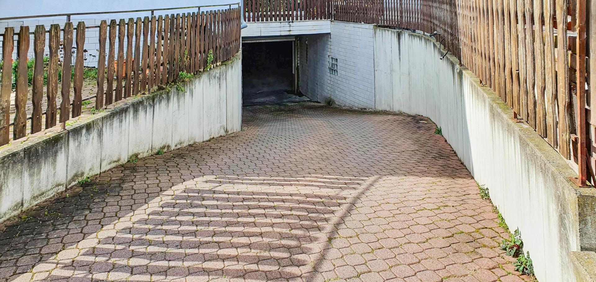 Einfahrt Tiefgarage Einfahrt Tiefgarage