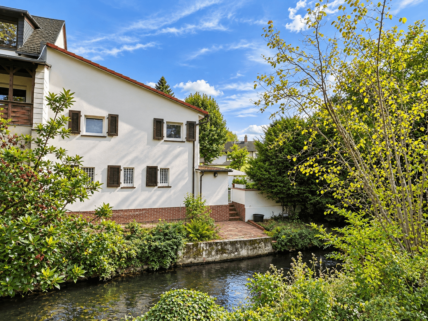 Cottage-Charme auf der Niddainsel – außergewöhnlich wohnen mitten in Frankfurt