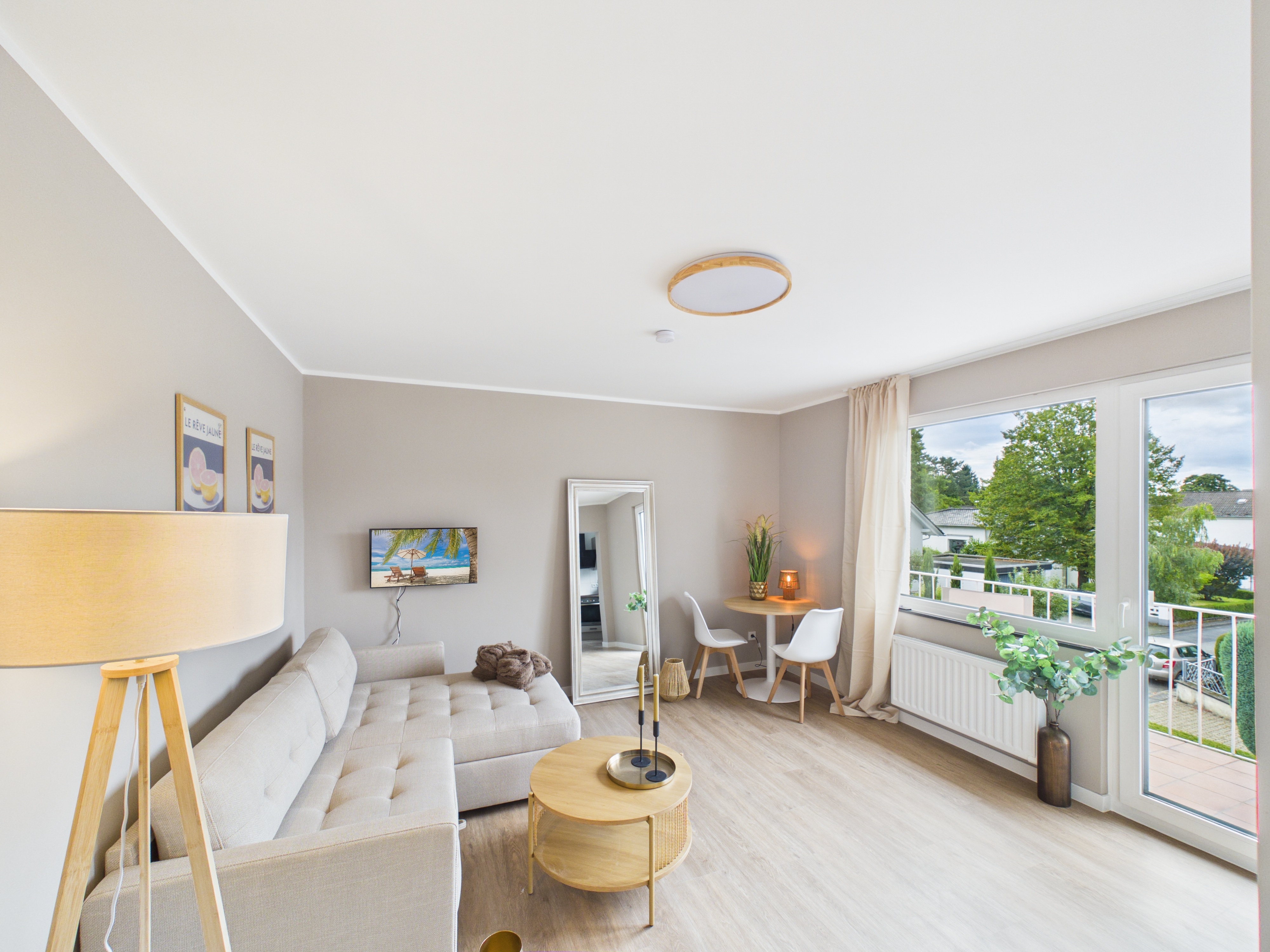 Wohn/Schlafzimmer Wohn/Schlafzimmer